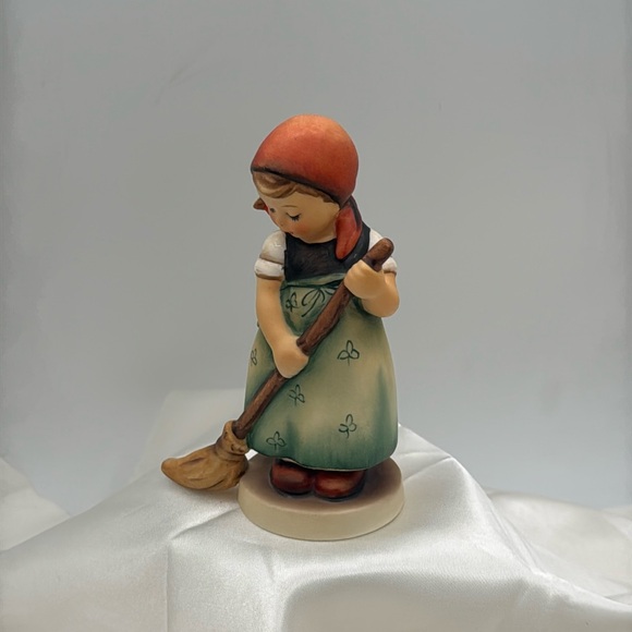 Hummel Other - Charming Hummel Figurine with Orange and Blue Accents. #171, “Little Sweeper”